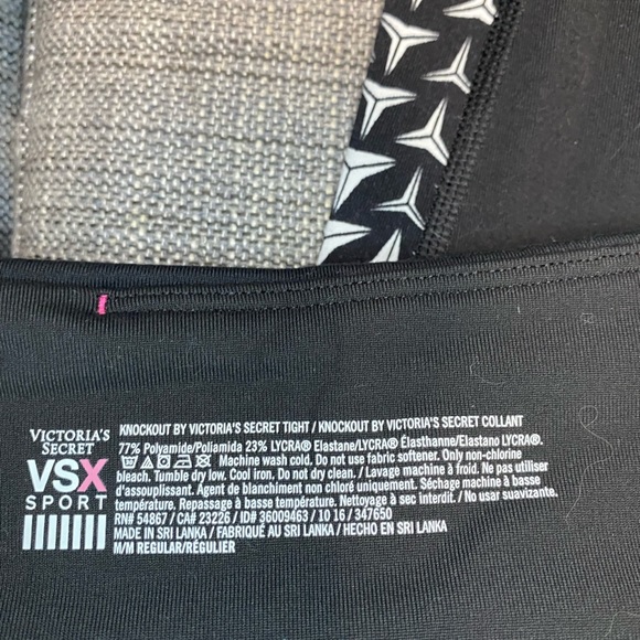 Two pairs of Victoria’s Secret sport leggings - Picture 4 of 10